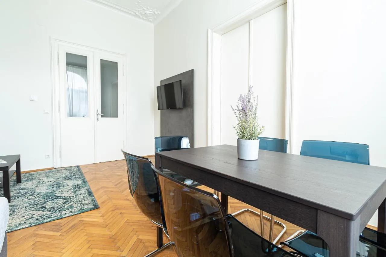 Apartment Mariahilfer Strasse Wien